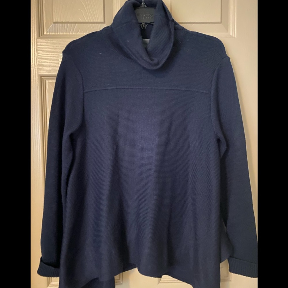 Turtle neck swingy sweater